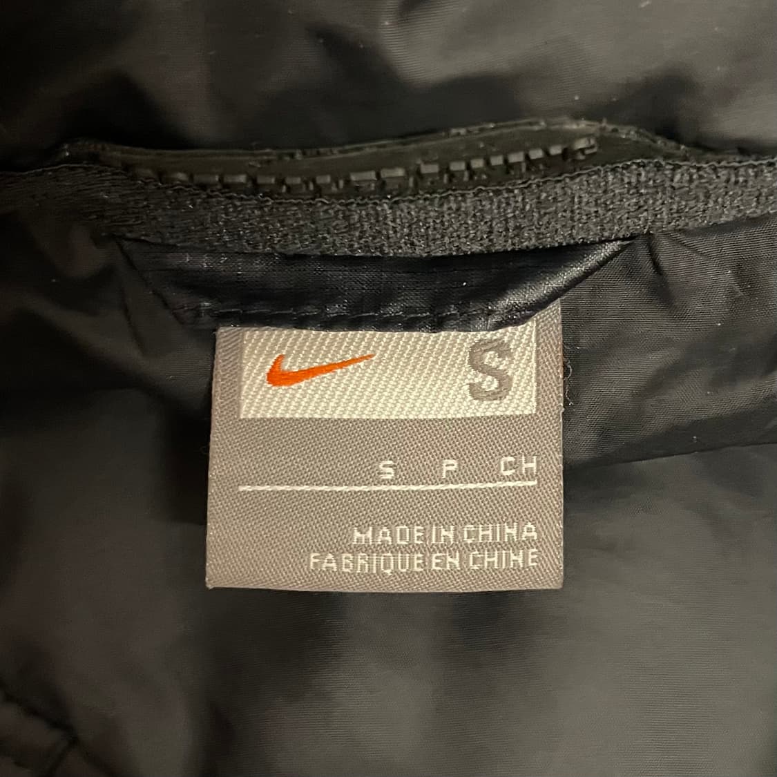 나이키 유벤투스 후디 경량 패딩   상품이미지6