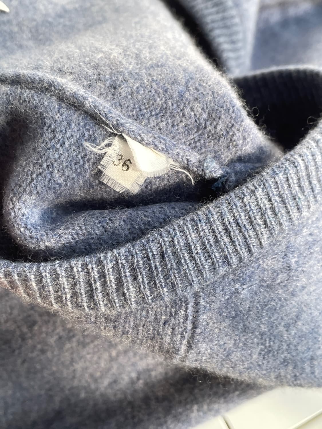 버버리 크레스트 로고 램스울 니트 상품이미지7