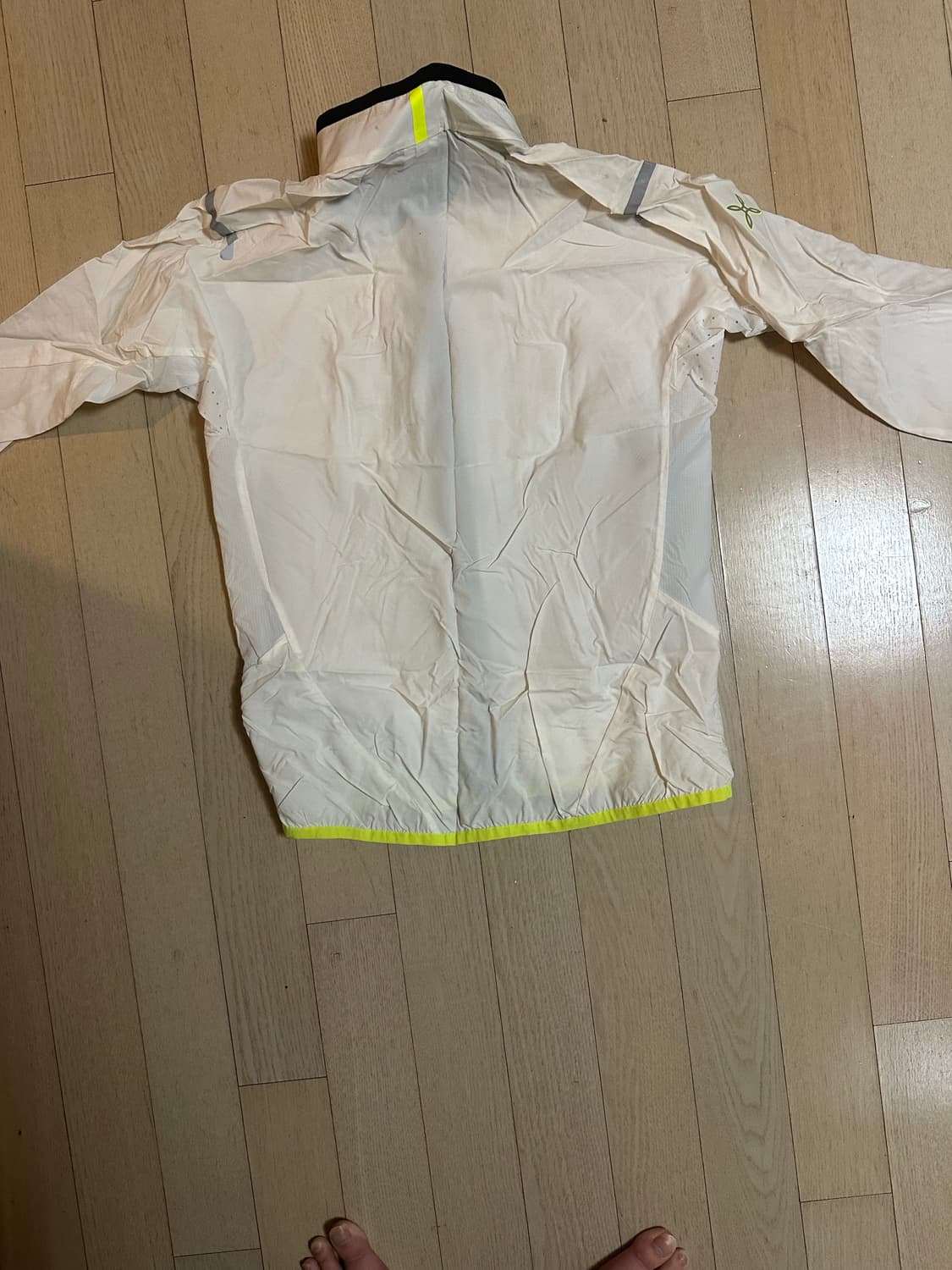 몬츄라 바람막이 상품이미지2