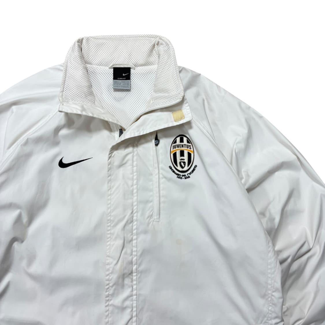나이키 x 유벤투스 자켓 상품이미지2