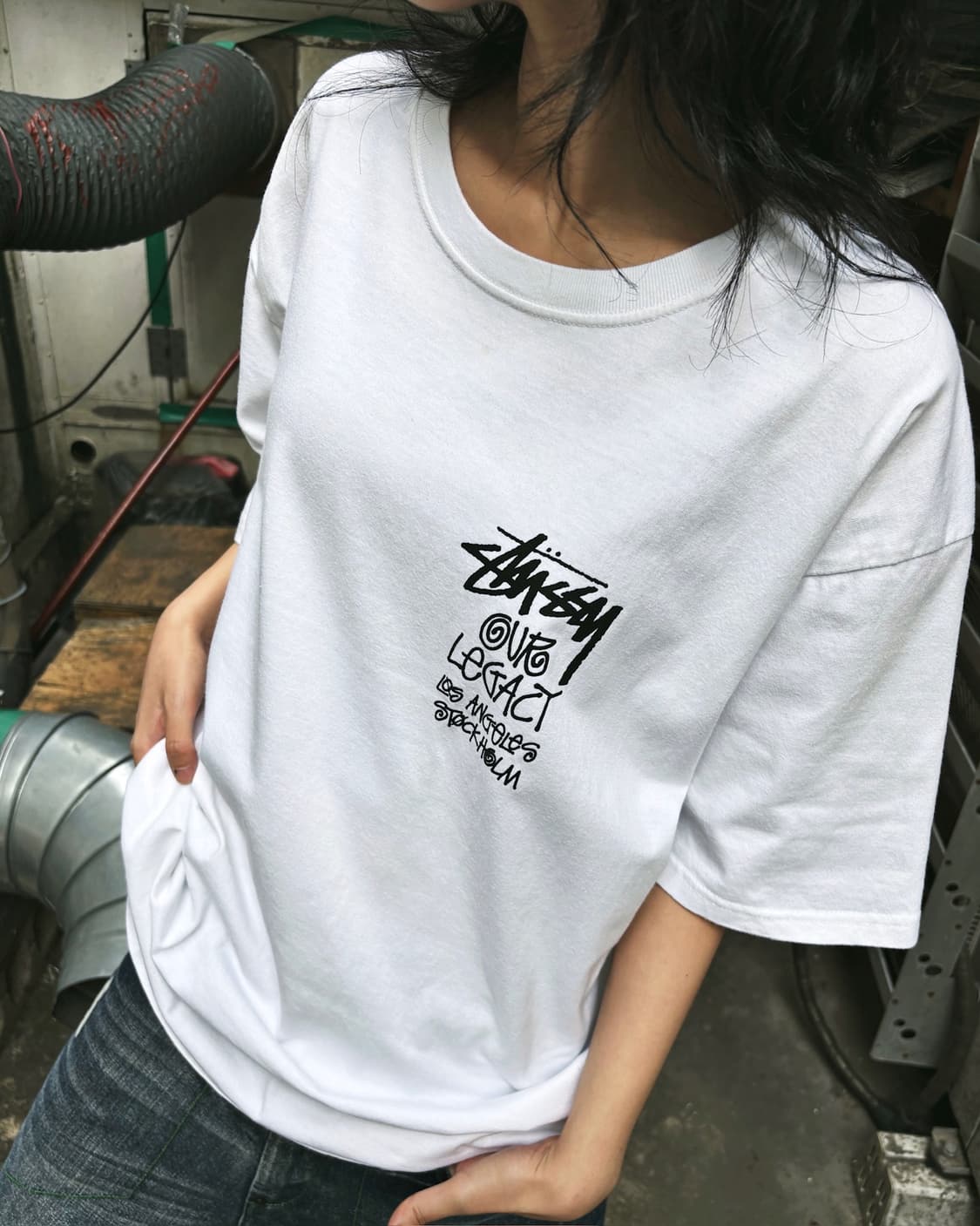 스투시 X 아워레가시 서프맨 티셔츠 상품이미지3