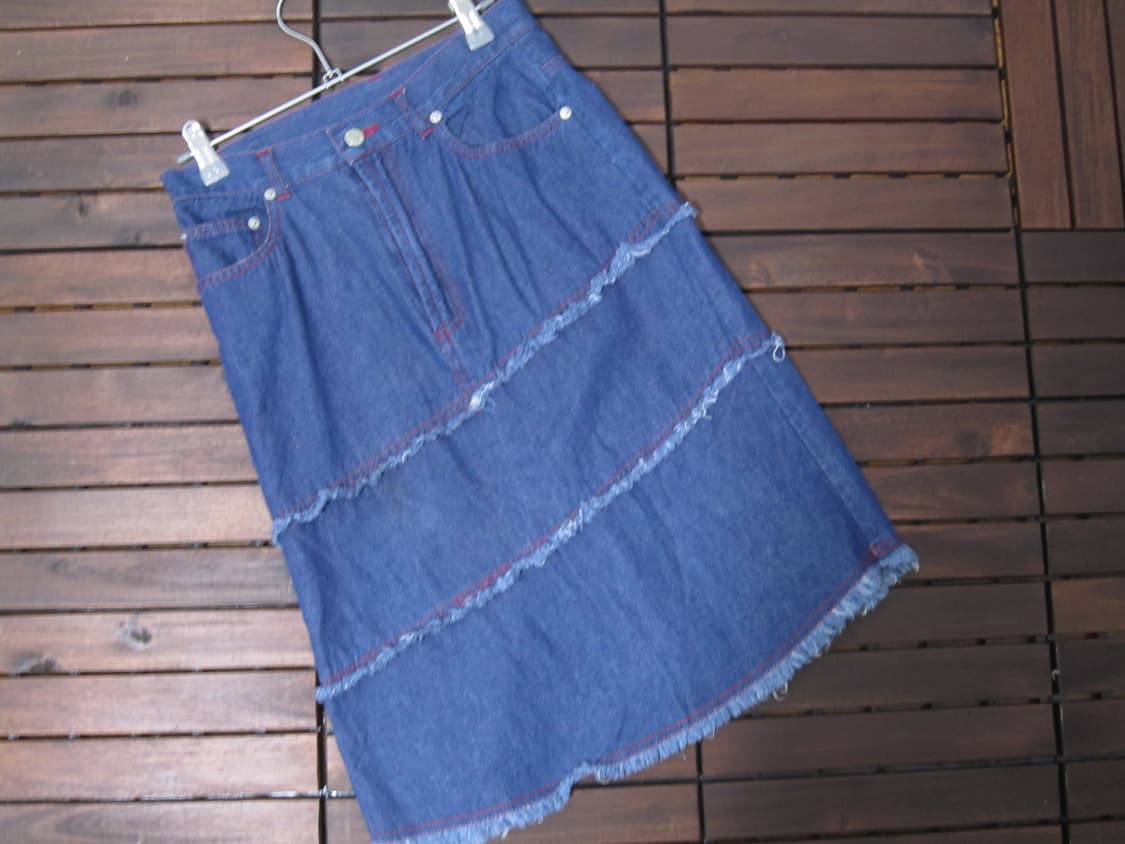 red stitch denim skirt 상품이미지8