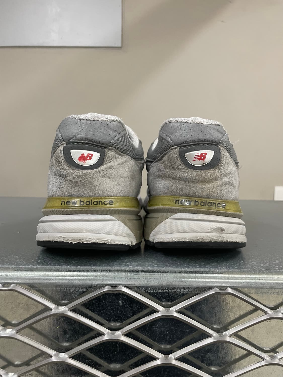 뉴발란스 990v4 그레이 실버 310 상품이미지3