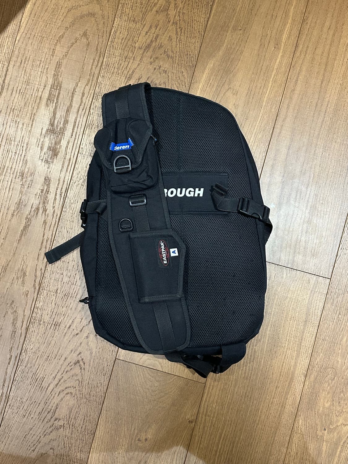 아더에러 x 이스트팩 슬링백 초판 상품이미지2