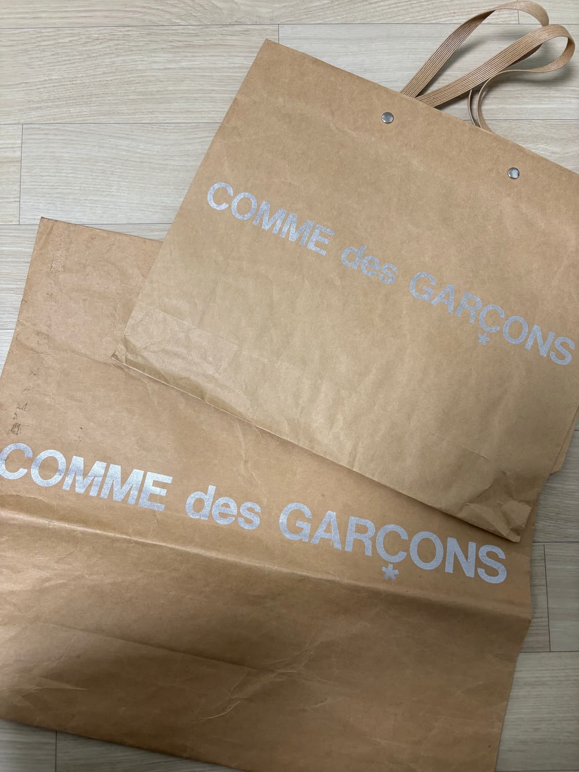 +쇼핑백 / 플레이 꼼데가르송 PLAY 그린하트 하트와펜 반팔티 상품이미지8