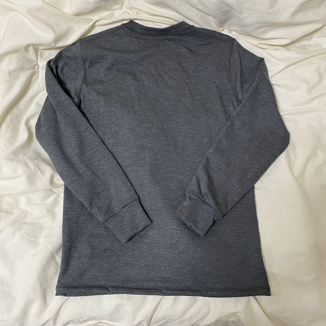 유니클로 히트텍 울트라웜 크루넥 티셔츠 상품이미지2