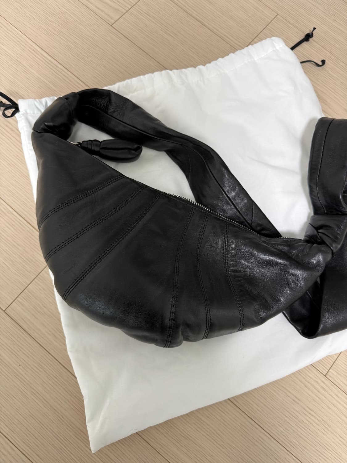 르메르 크루아상백 범백 스몰 상품이미지3