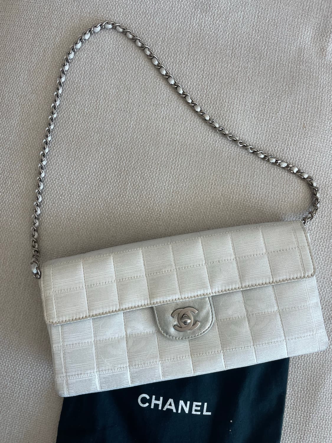 (정품) 샤넬 트래블라인 초콜릿 바 숄더백 상품이미지1