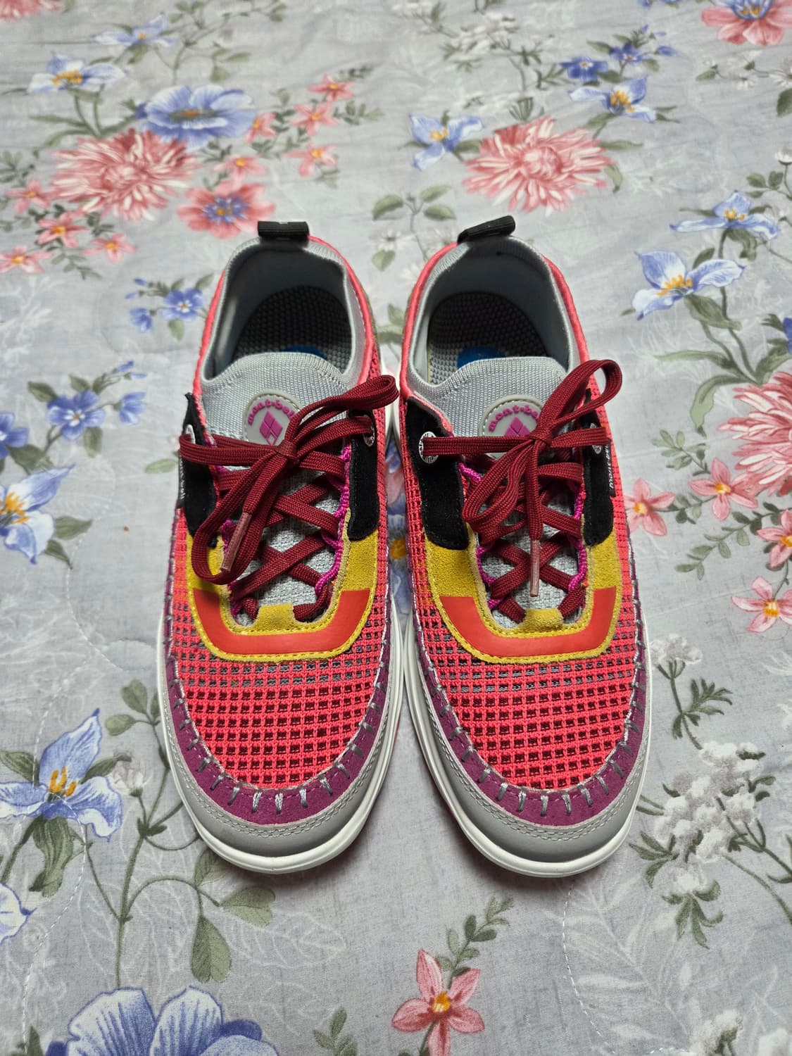 몽벨 여성 트레킹 운동화245 상품이미지1