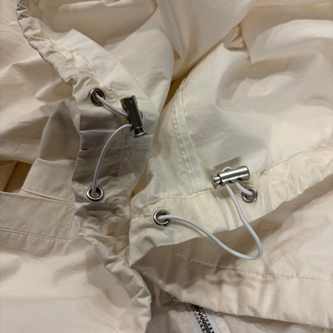마뗑킴 아이보리 바람막이 자켓 B976 상품이미지4