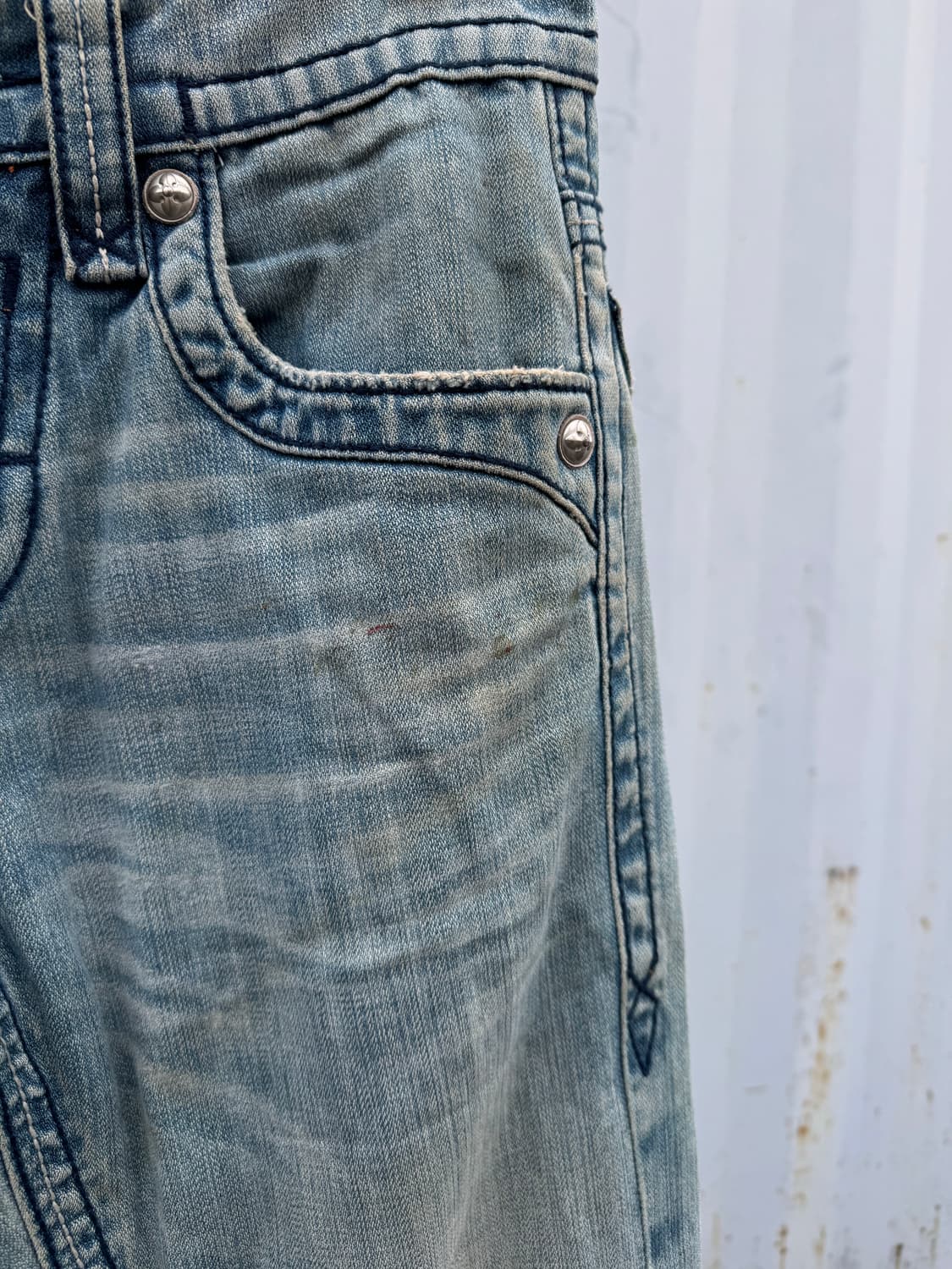 Rock Revival Light Wash Denim Jeans  상품이미지3