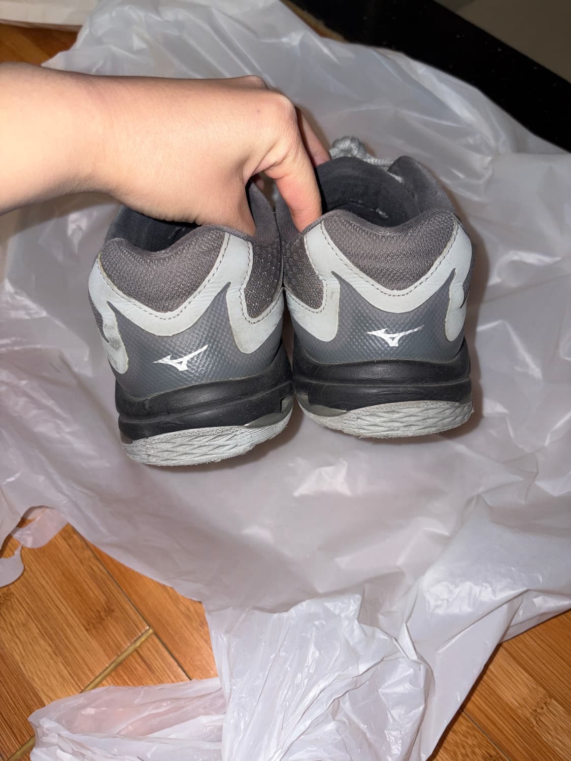  미즈노 웨이브 라이트닝 z3 상품이미지2