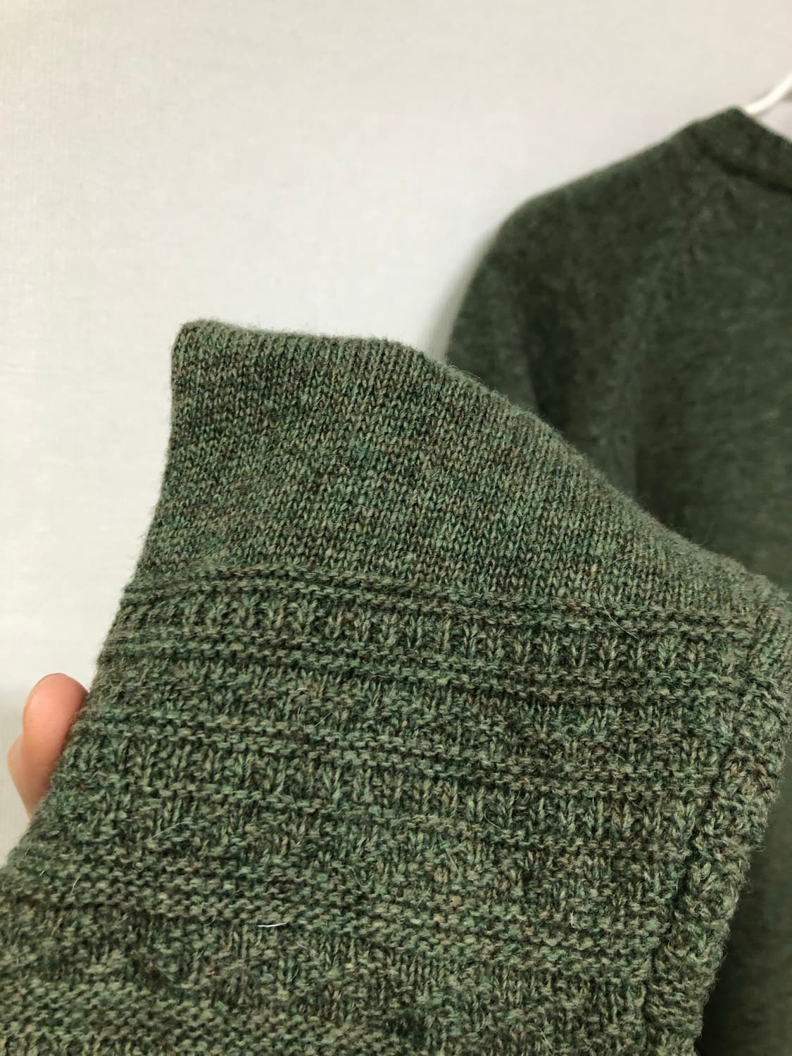 어나더오피스 남성 메리노 울혼방 엘보우패치 라운드넥 가디건 _ 그린 상품이미지8