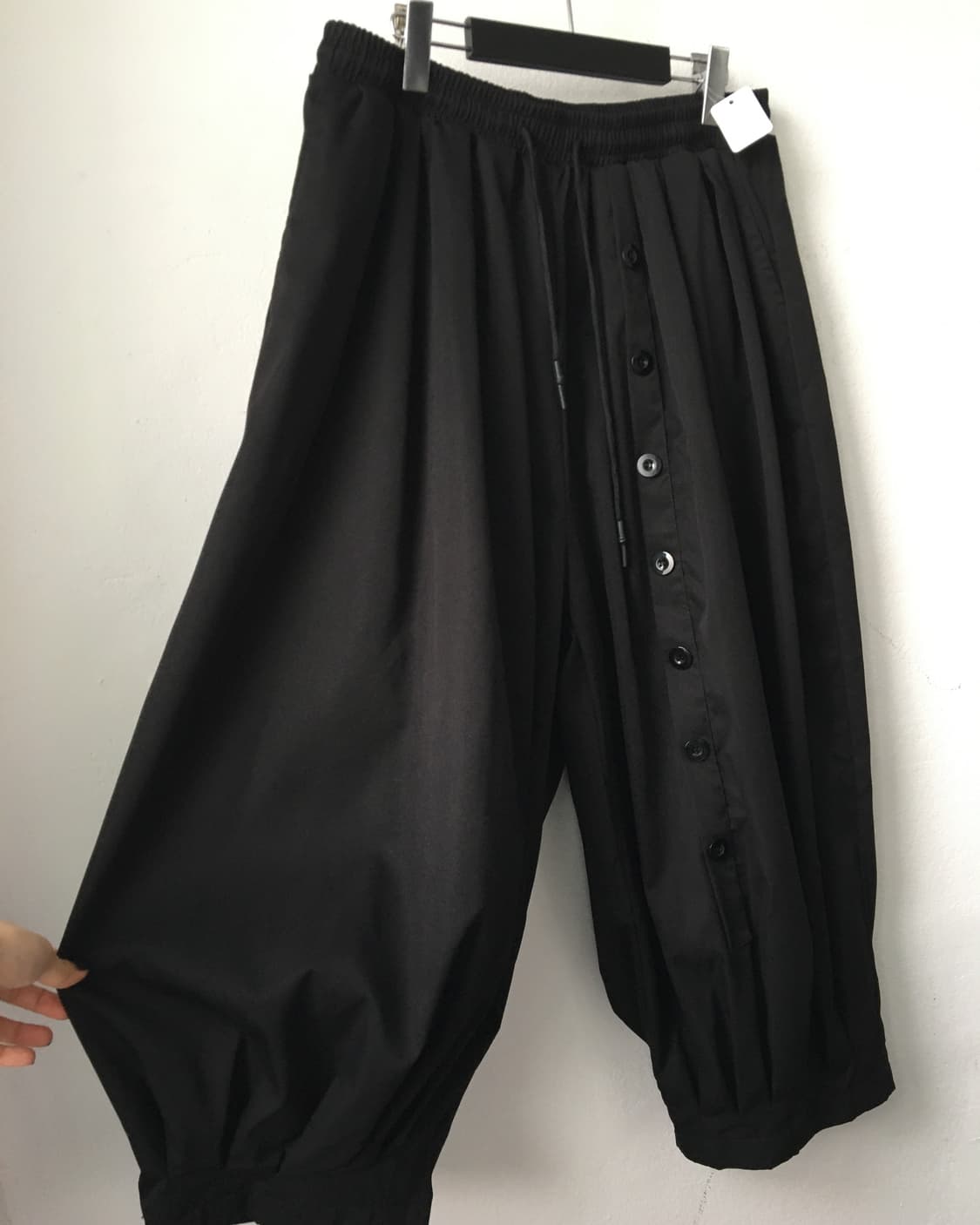 Button point balloon fit pants 상품이미지3
