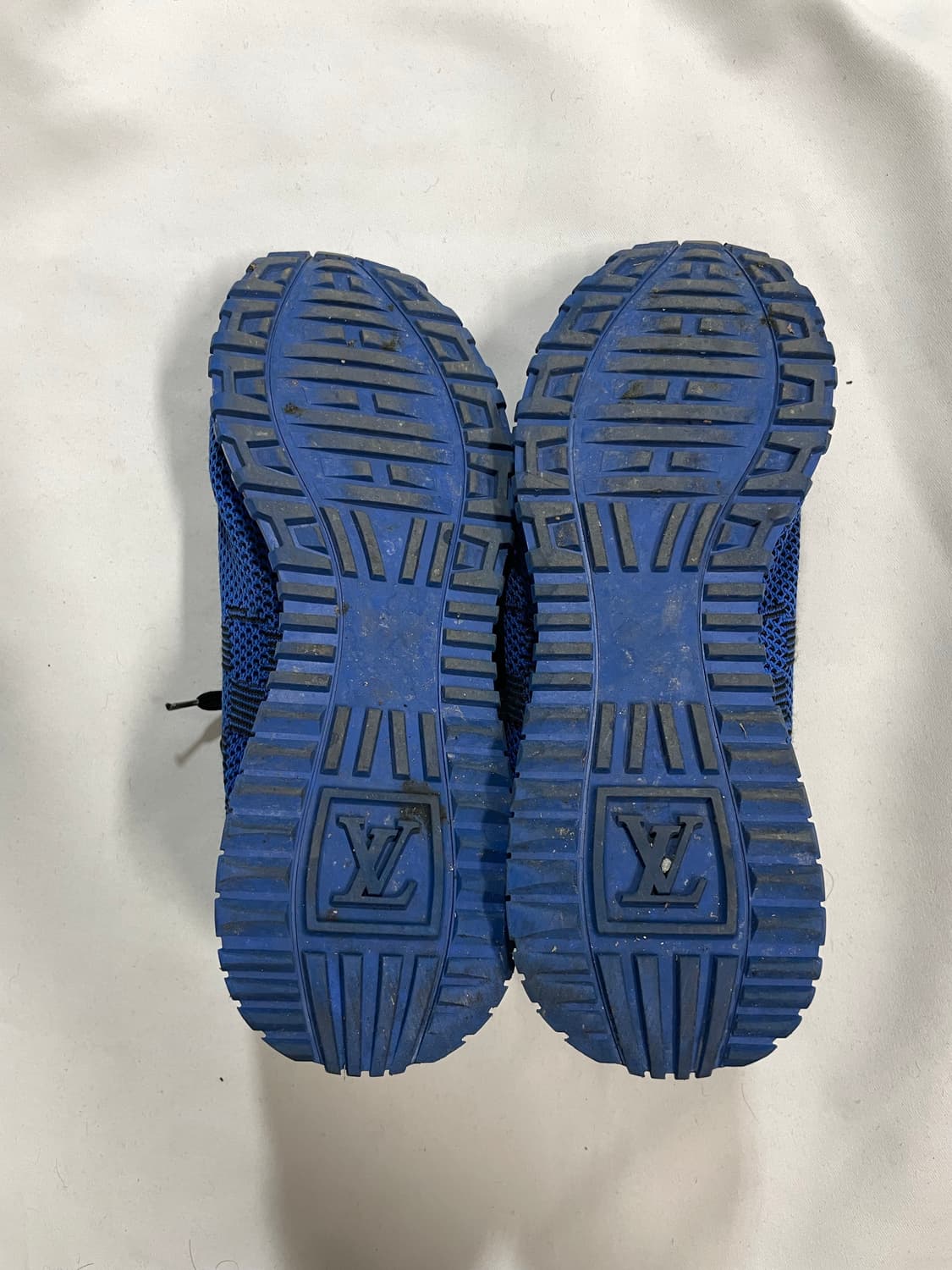 루이비통 런어웨이 다미에 블루 스니커즈  상품이미지9