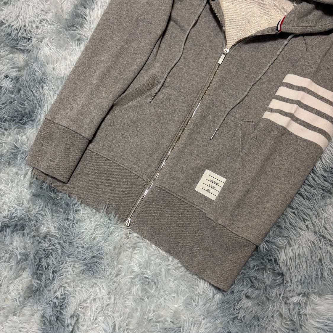 [3 Size] 톰브라운 4선 후드집업 상품이미지2