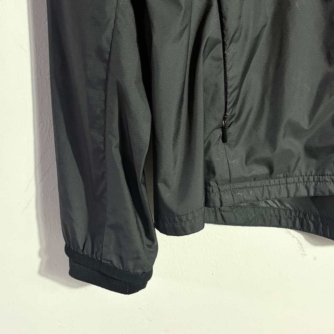 나이키 빈티지 블랙 기능성 바람막이 자켓 상품이미지2