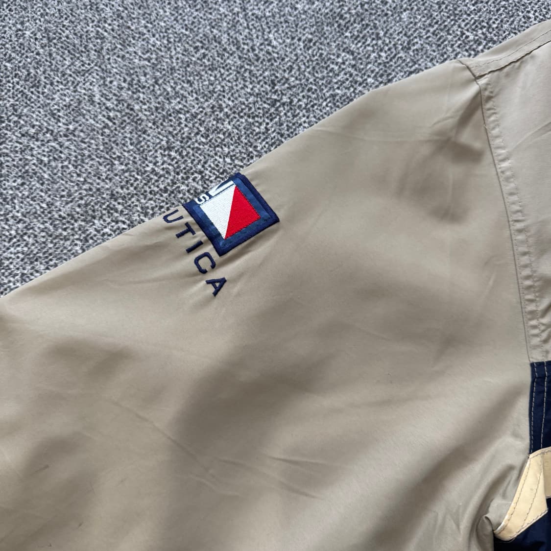 노티카 올드스쿨 배색 바람막이 상품이미지4