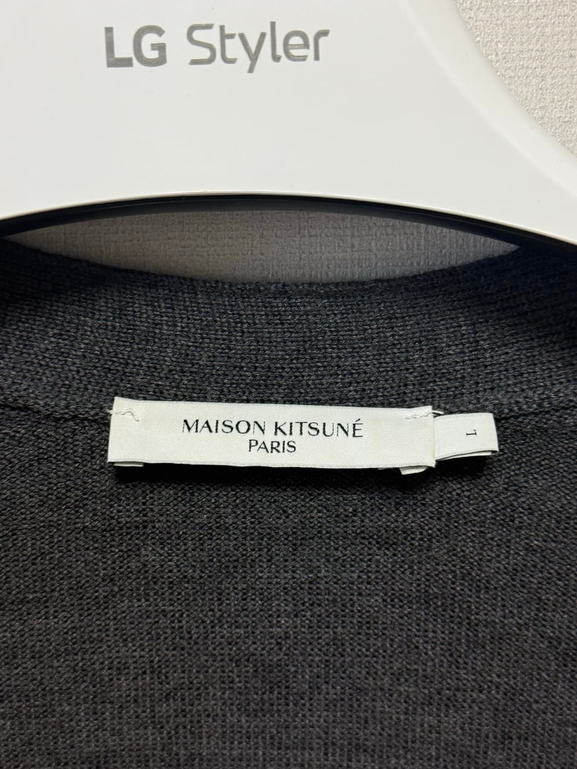 메종키츠네 폭스 헤드 가디건 차콜 L사이즈 GU00542KT1036 상품이미지5