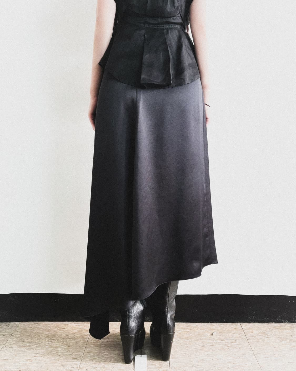 msgm 18ss 사선 언밸런스 드레이프 스커트 상품이미지2