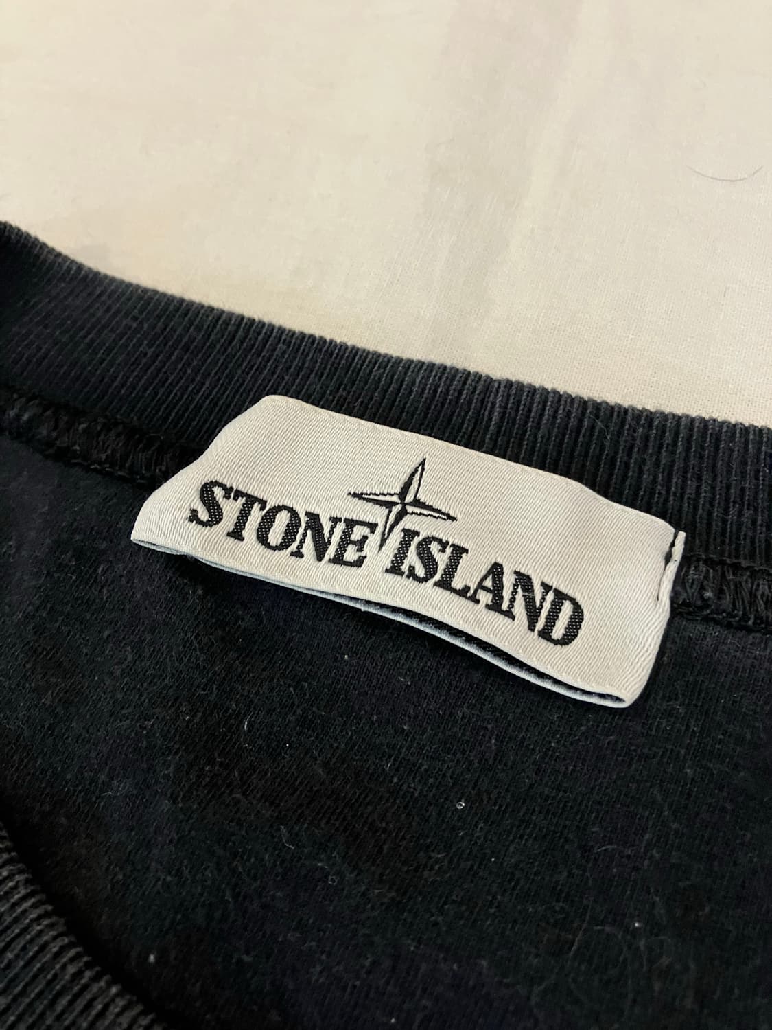 20ss 스톤아일랜드 컴파스로고 반팔 티셔츠 딥 차콜 상품이미지3