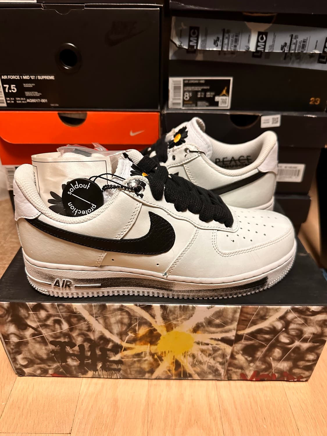 나이키 x 피스마이너스원 에어포스 1 로우 파라노이즈 2.0 상품이미지2