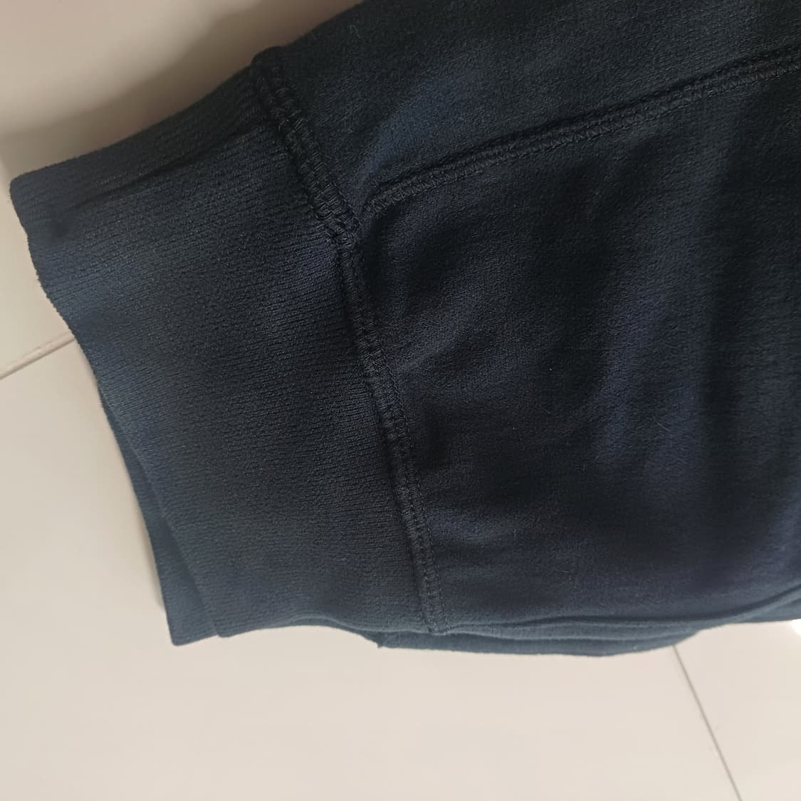 스톤아일랜드스웨트조거팬츠 블랙M판매 상품이미지3