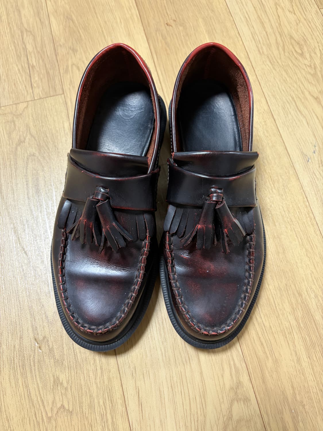 닥터마틴 아드리안 체리레드 상품이미지1