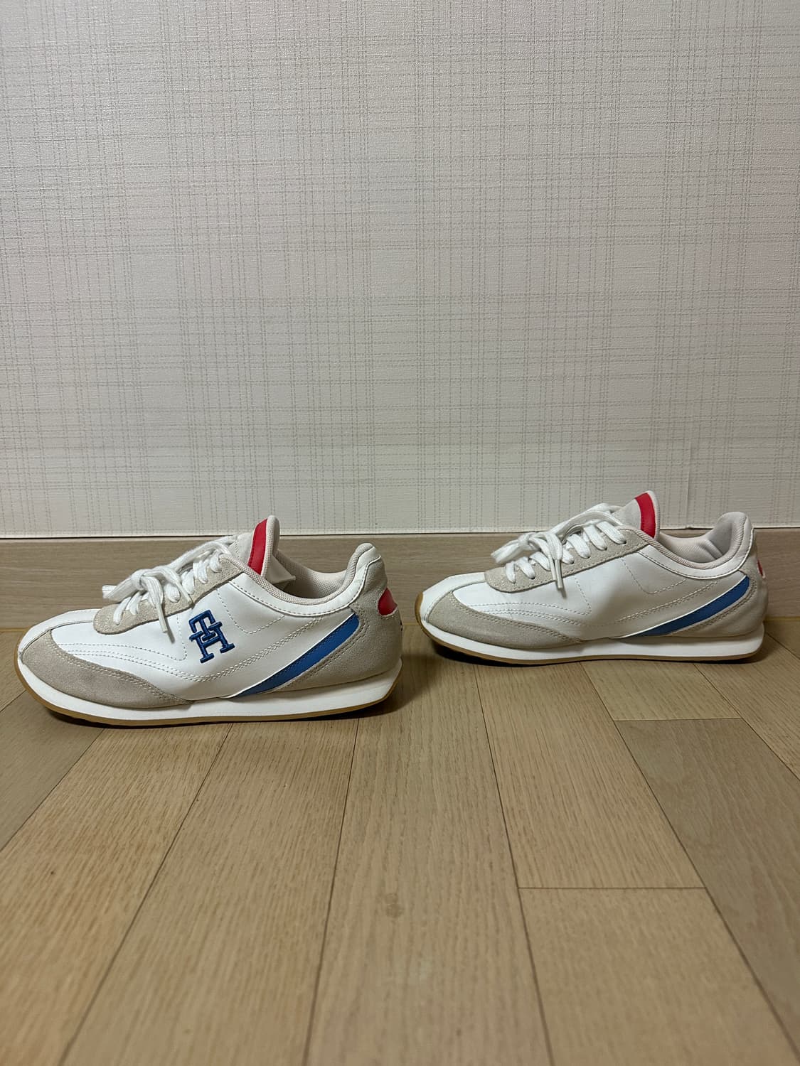 타미힐피거 피닉스 헤리티지 러너 스니커즈 235 상품이미지3