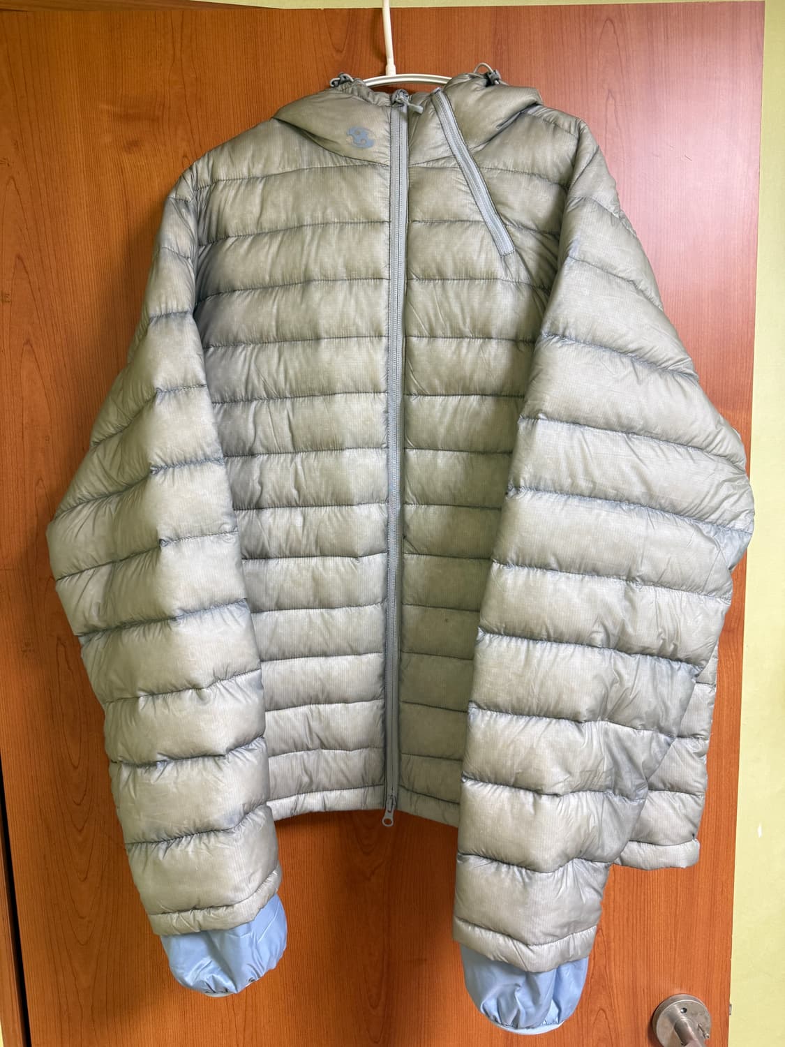 [4] 25fw 산산기어 서픽스 경량패딩 그레이 상품이미지1