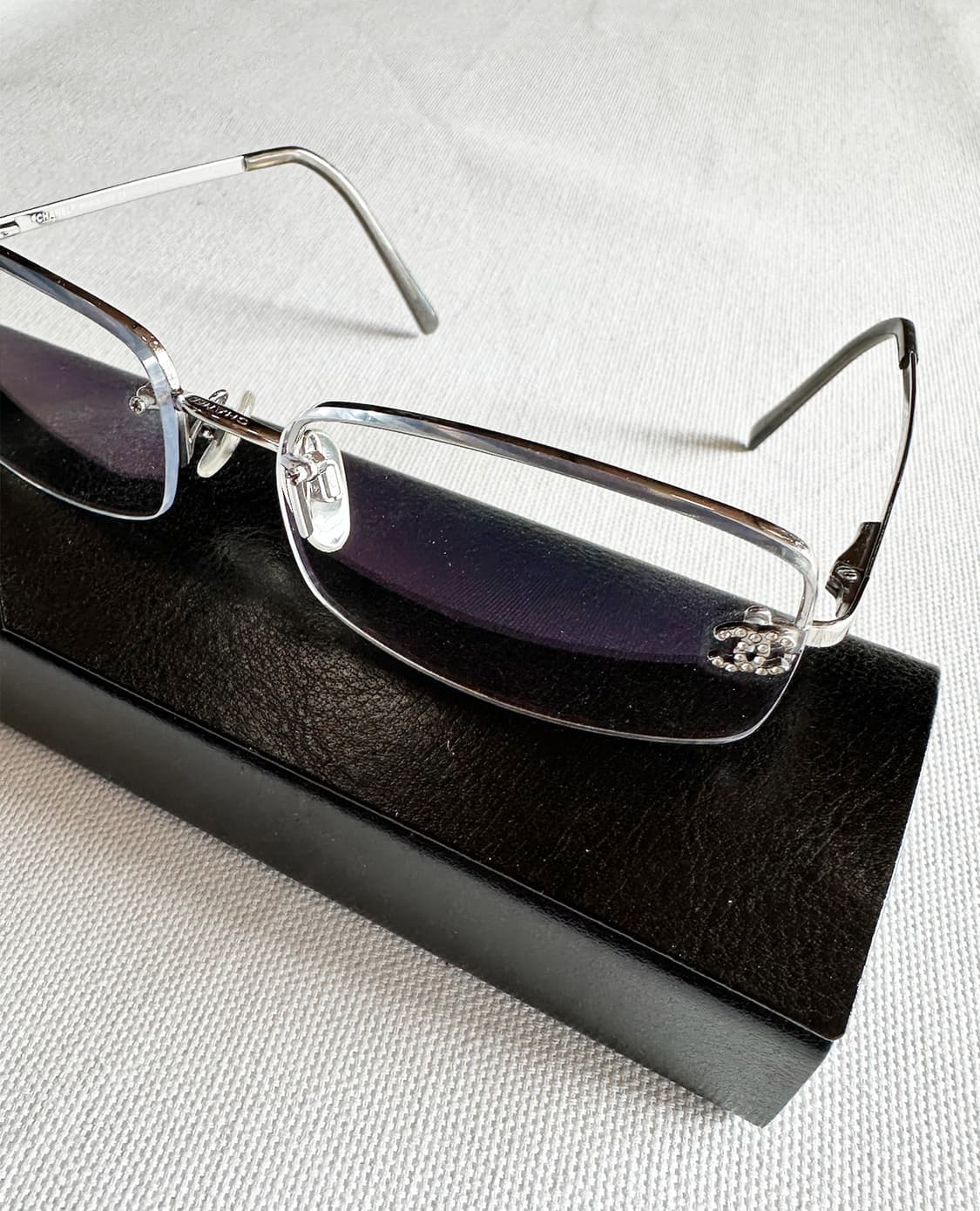 CHANEL coco rhinestone glasses 상품이미지1