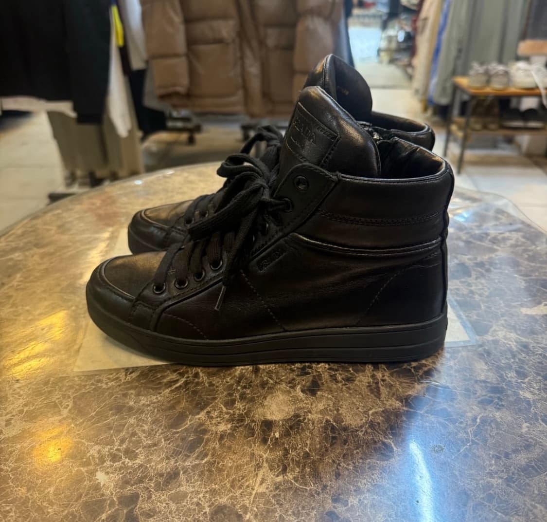 프라다 스니커즈 블랙  상품이미지2