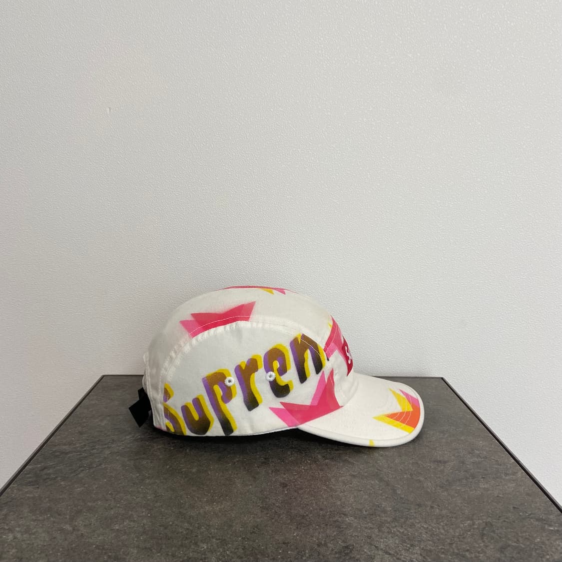 슈프림 곤즈 화이트 레드 박스로고 캠프캡 모자 상품이미지3