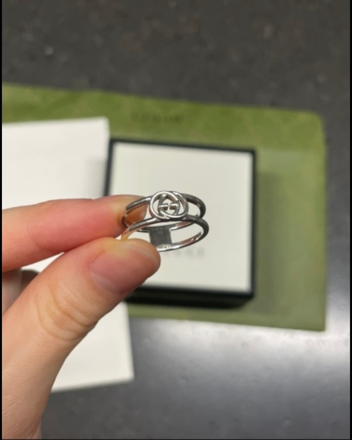 구찌 인더로킹G 씬 오픈밴드 실버 반지  10호 상품이미지2