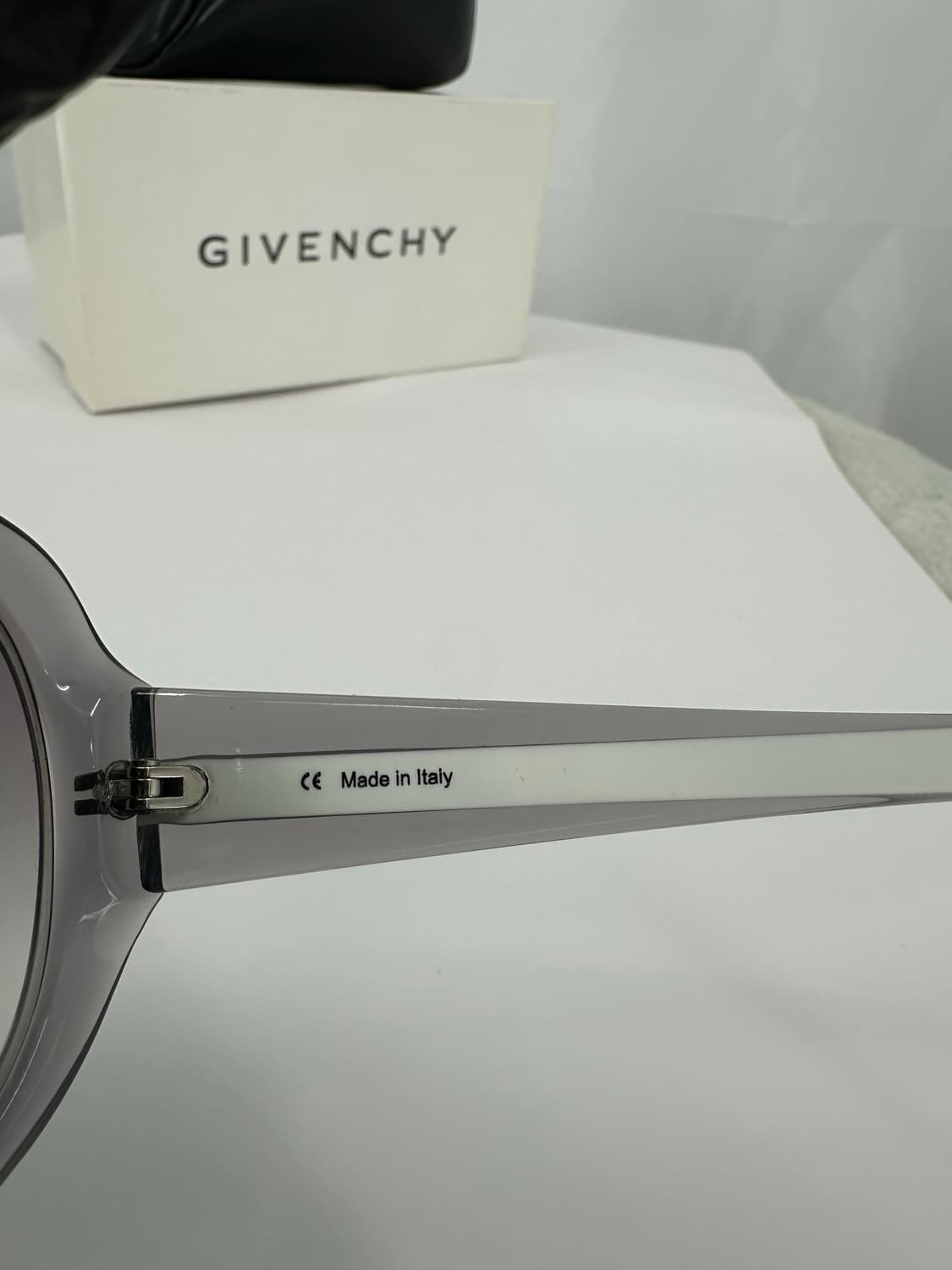 [새상품 무료배송] 정품 지방시 Made in Italy 선글라스 상품이미지5