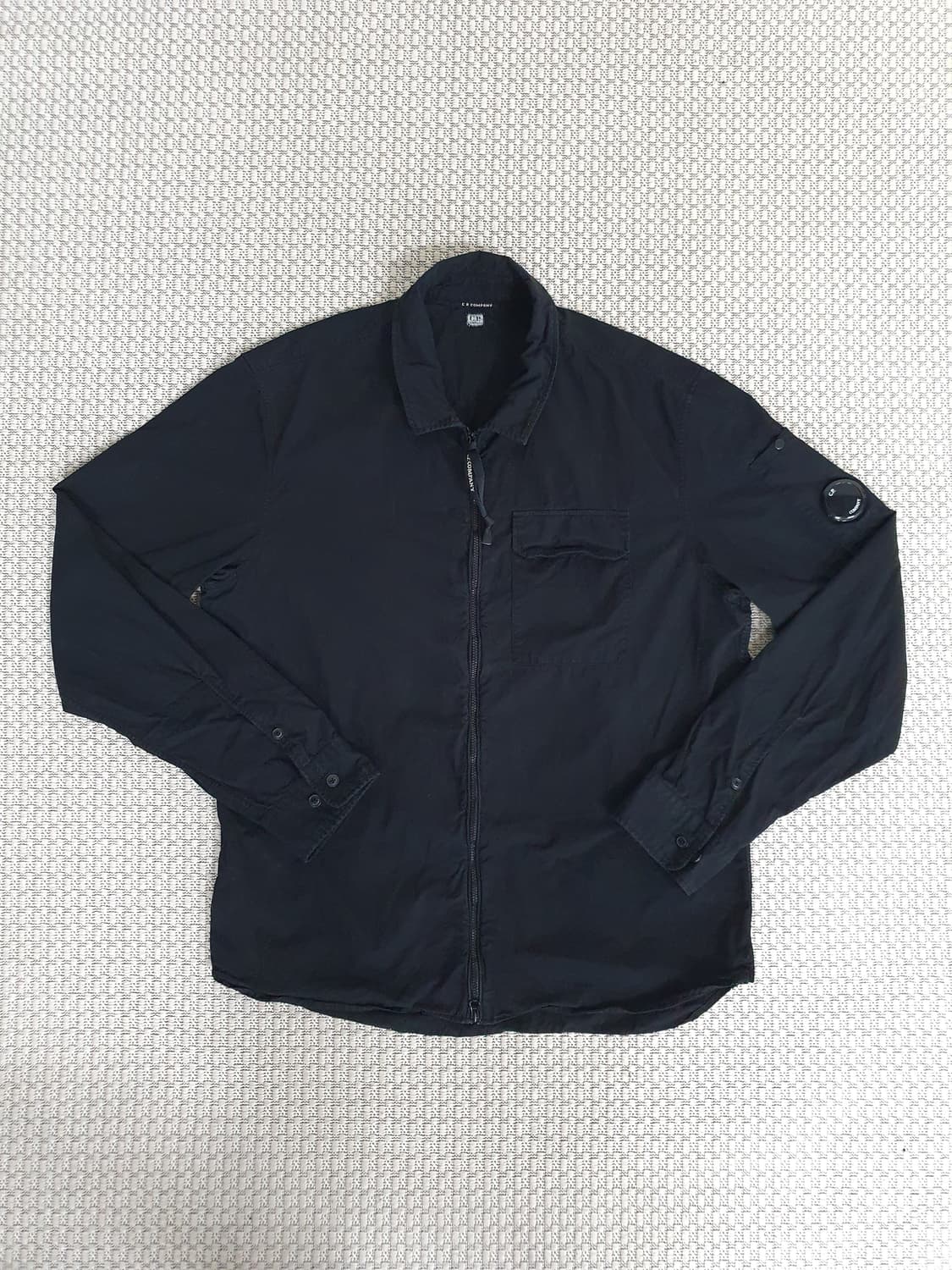 2022 씨피컴퍼니 블랙 오버셔츠 상품이미지2