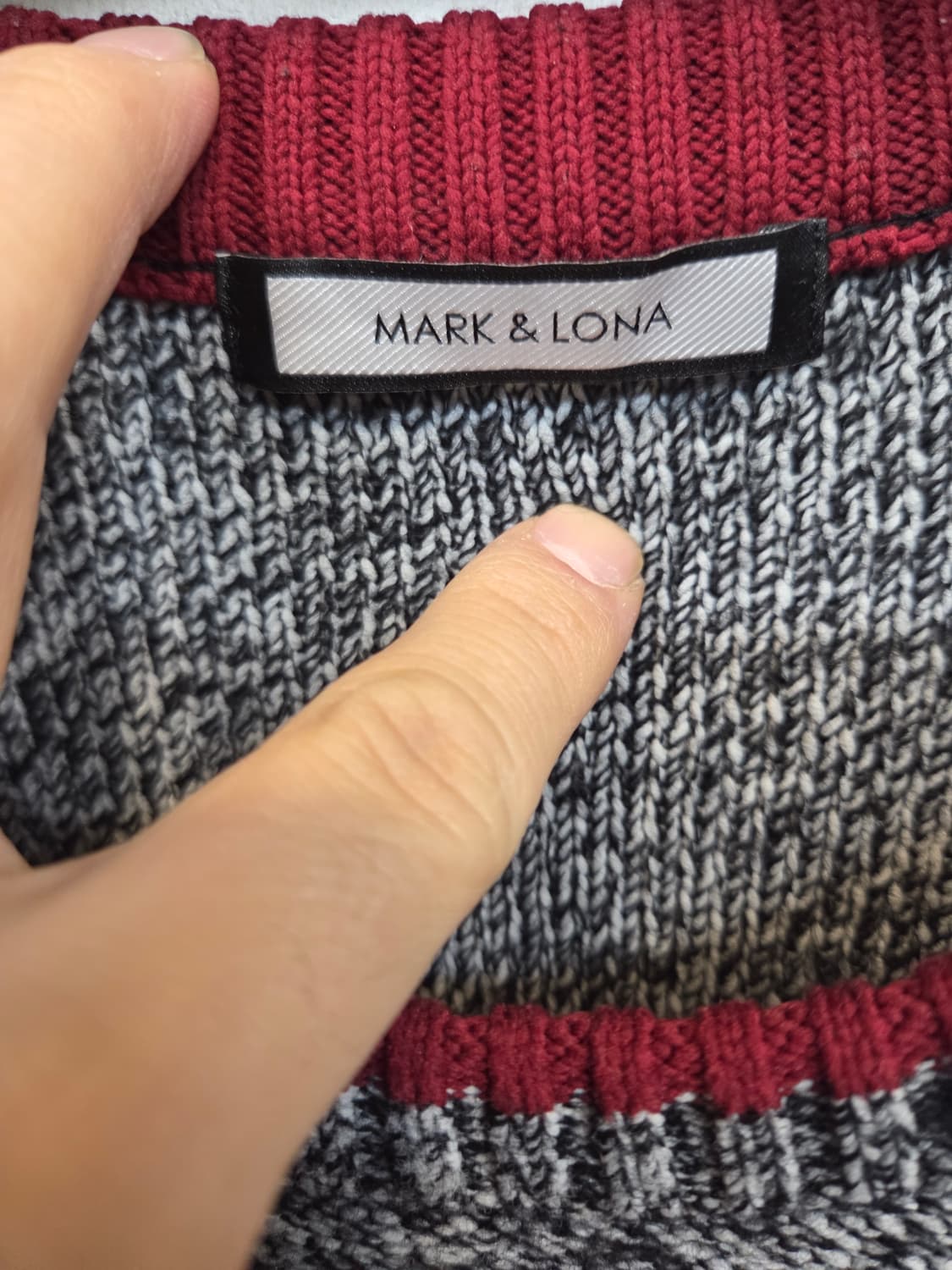마크앤로나 벨벳로고 안감방풍 니트 L 상품이미지3