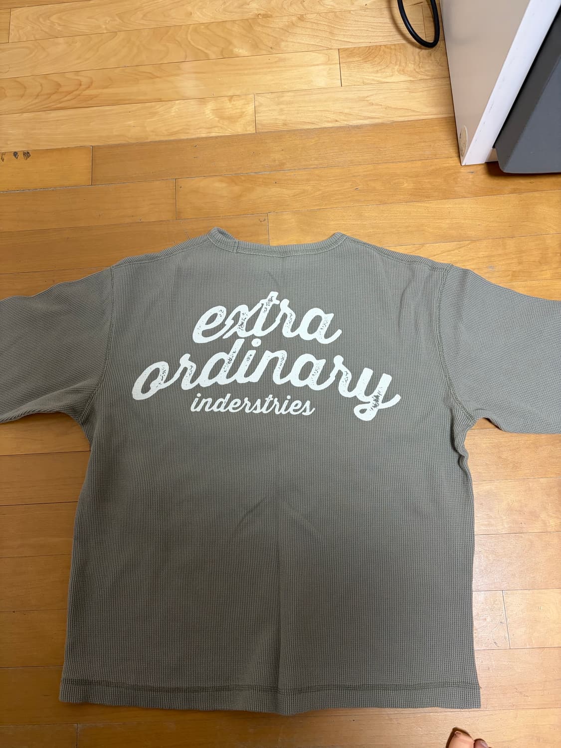 엑스트라오디너리 티셔츠 상품이미지2