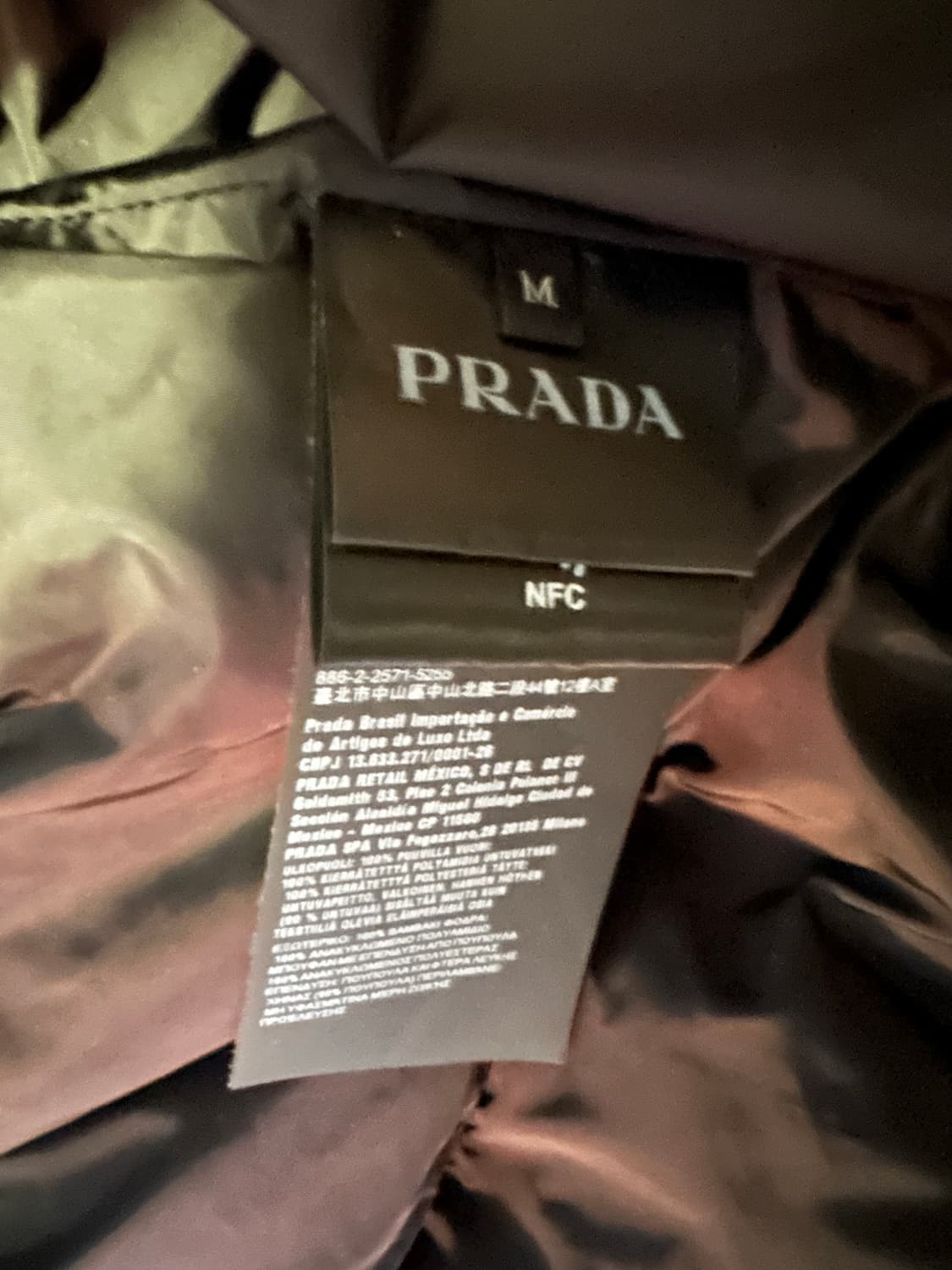 프라다 코듀로이 베스트 m 상품이미지2