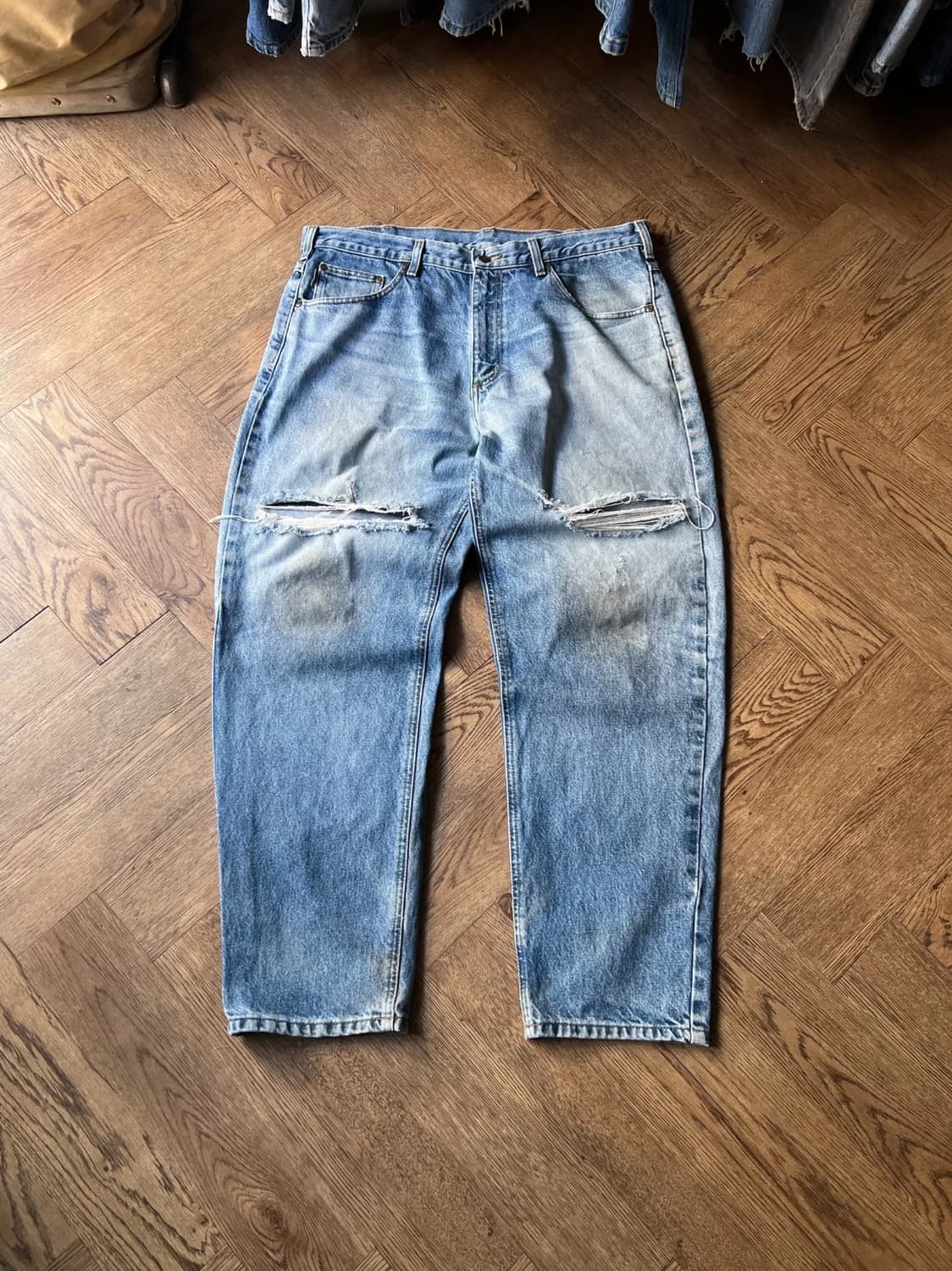 [38]칼하트 USA 디스트로이드 워크 데님 팬츠 상품이미지1