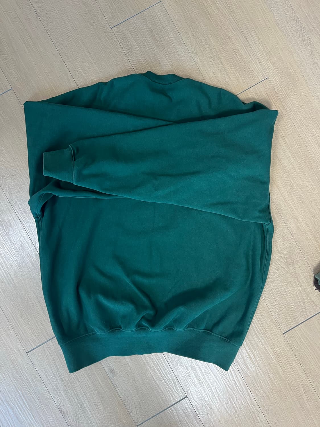 아웃스탠딩 맨투맨  상품이미지4