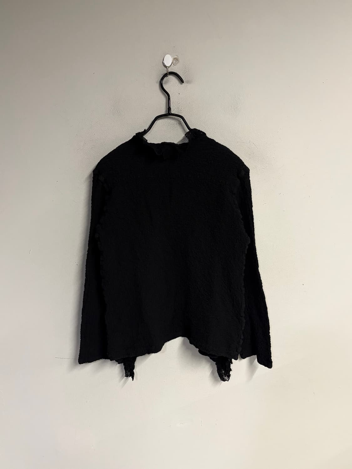ISSEY MIYAKE me textured ruffle cardigan 상품이미지4