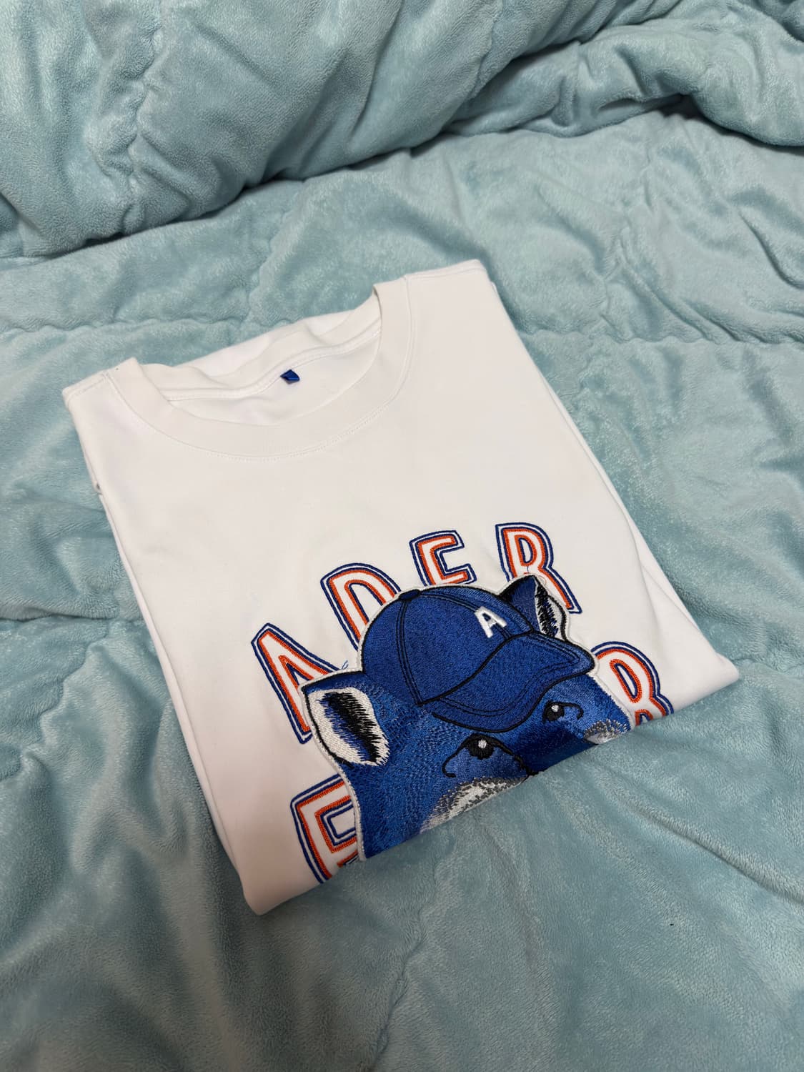 [2]메종 키츠네x아더에러 더 블루이스트 폭스 티셔츠 화이트 상품이미지2