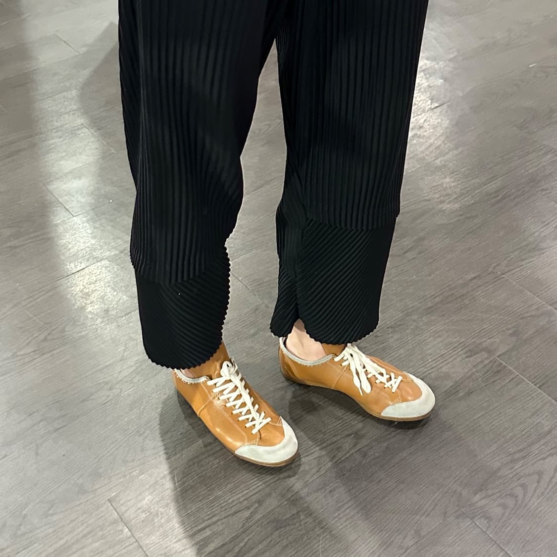 꼼데가르송 셔츠 레더 스니커즈 상품이미지4