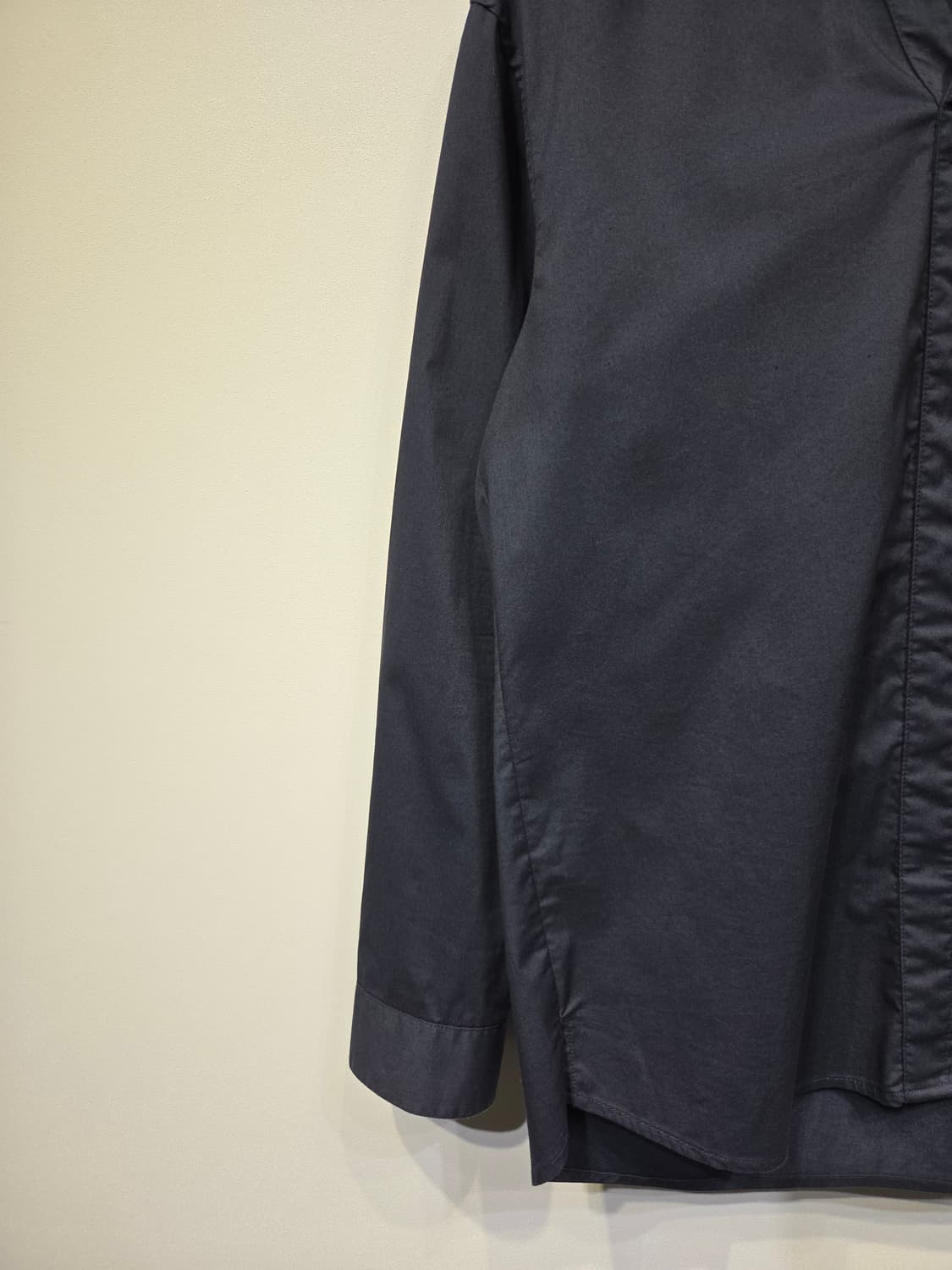 ZIO SONGZIO 지오송지오 셔츠형 브이넥 긴팔 티셔츠 상품이미지4