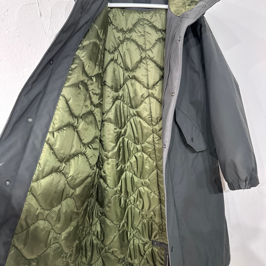 유니클로 엔지니어가먼츠 퍼프테크 후드코트 95-100 상품이미지4