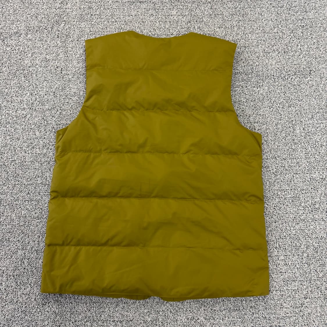 100 오니즈카타이거 다운 패딩조끼 0130H1 상품이미지2