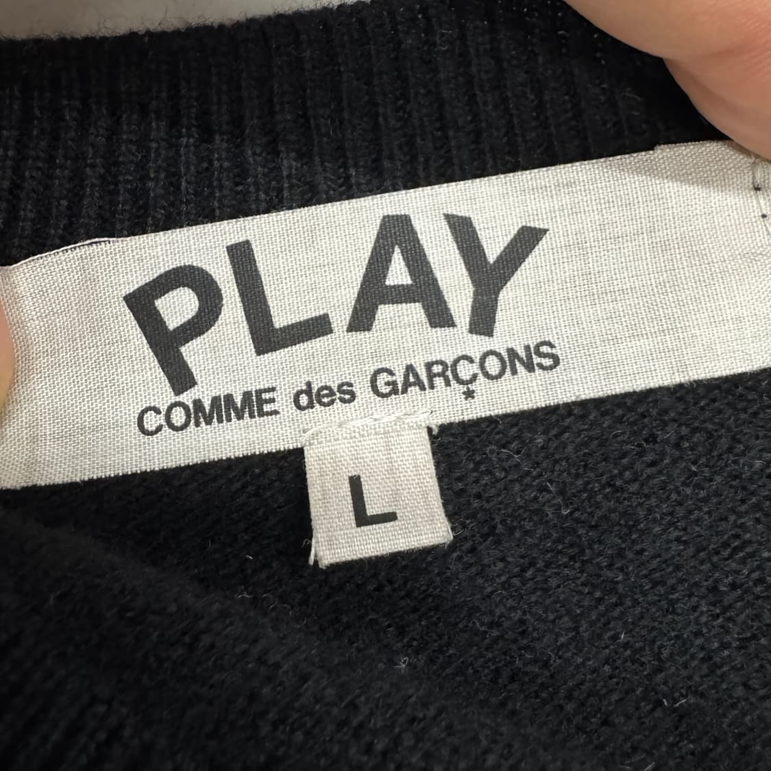 꼼데가르송 하트로고 울 가디건 블랙 상품이미지6