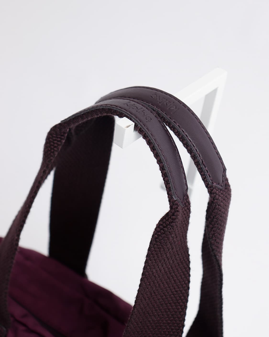 [Kipling] 버건디 멀티 포켓 나일론 토트백 상품이미지7