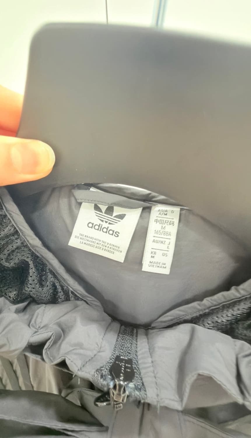 [새상품]아디다스 루시드 라이트 바람막이 M 상품이미지3